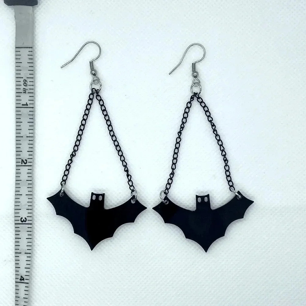 3 for $13 New black bat chain earrings plastic dangle bat earrings Halloween - Picture 2 of 3